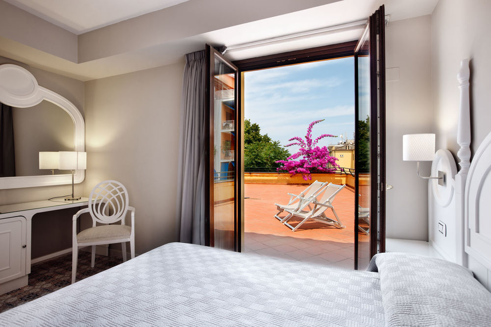 Hotel Capri Sorrento Luaran gambar